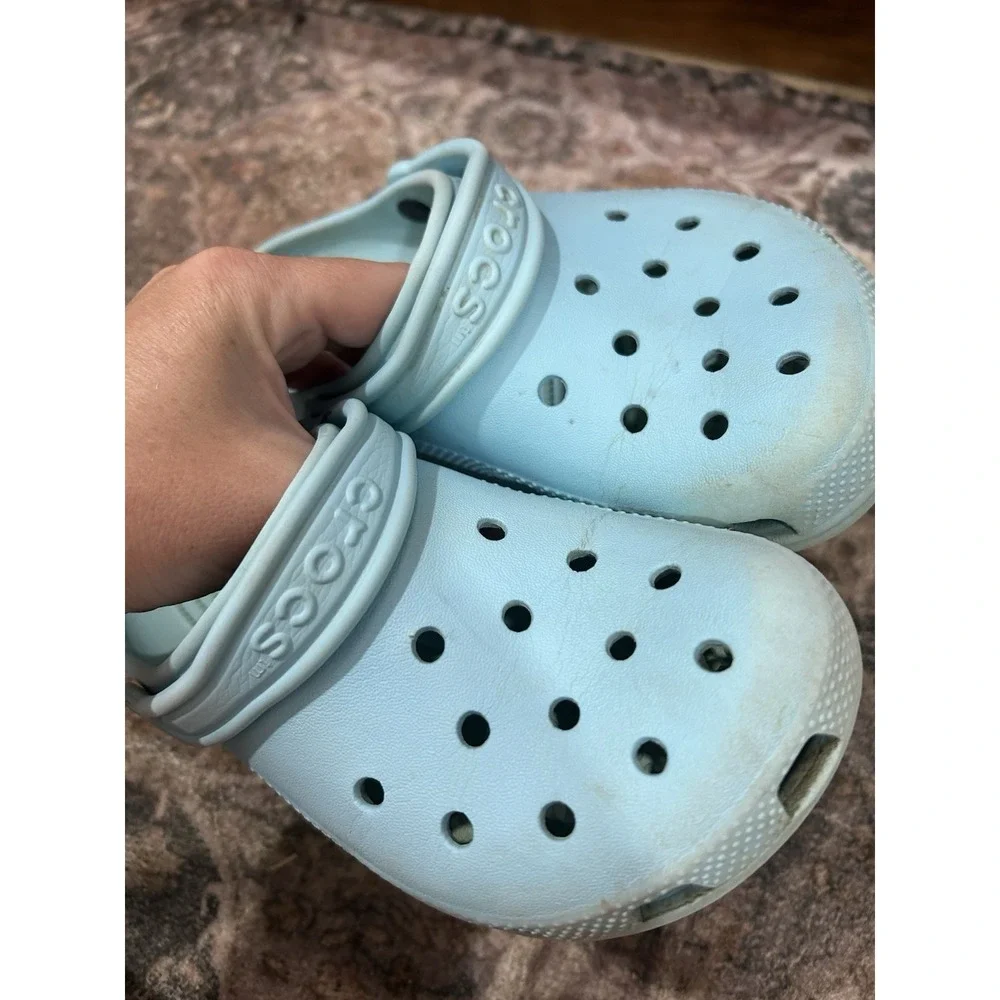Crocs Kids Blue Classic Clogs Size 2